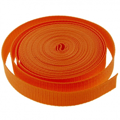 Стропа текстильная, шир. 25 мм (в нам. 50+/-1 ярд), цвет оранжевый - купить в Невинномысске. Цена: 409.94 руб.